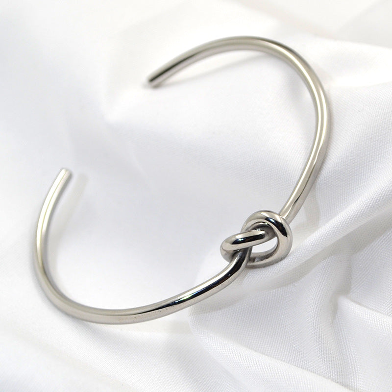 Metal Knot Bracelet