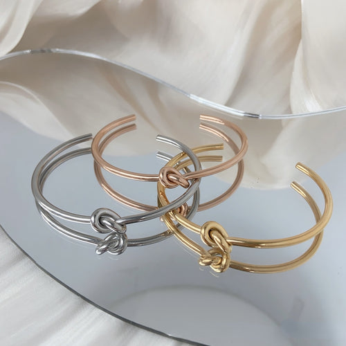 Metal Knot Bracelet
